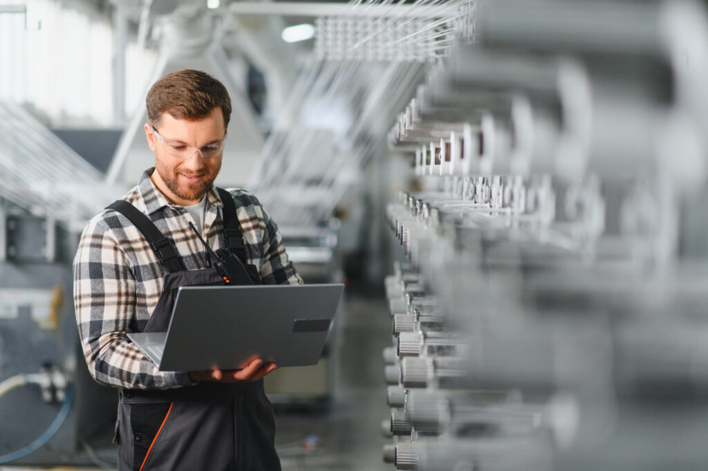 Manufacturing | From Data Silos to Smart Factories