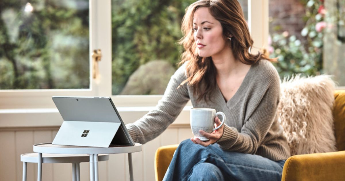 ESC-Microsoft-Surface-Dynamics-365-for-sales-0098-960x640