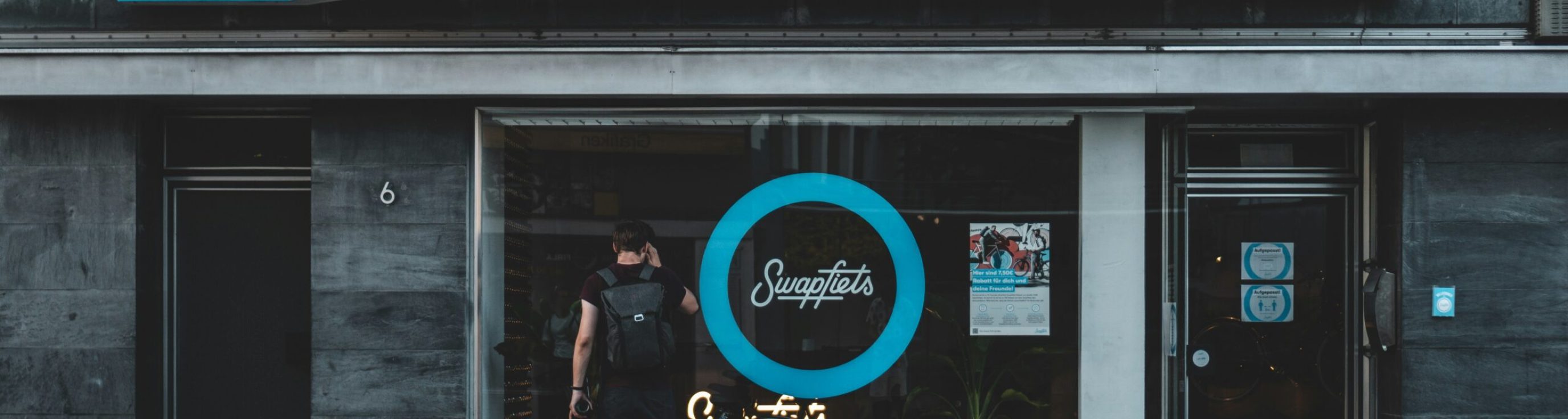 Swapfiets-vad-unsplash-scaled