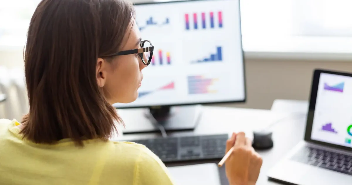 data-bi-business-analytics-graphs